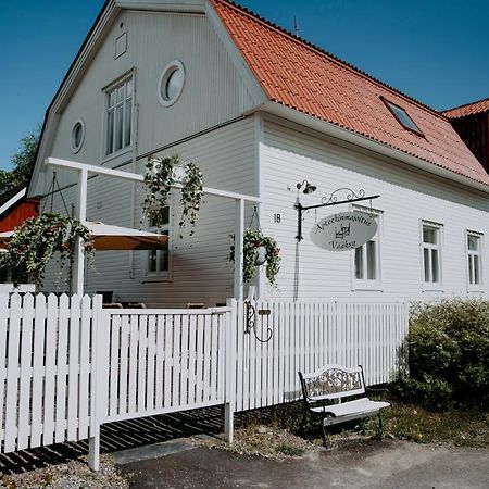 Vaeaeksyn Apteekinmajoitus Exteriör bild